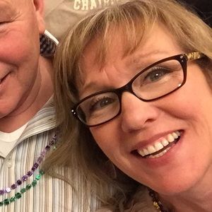 Meet your Posher, Lori